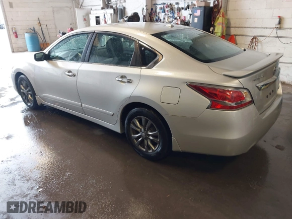 2015 Nissan Altima SL with VIN 1N4AL3AP6FC481510, listed as a IAAI auction lot 42258944 with 184,209 mi miles and . Bid and sale history available at DreamBid. Image 3.