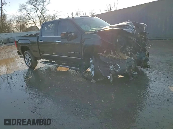 2019 GMC Sierra 2500HD Denali with VIN 1GT12SEY9KF197680, listed as a Copart auction lot 43389545 with 0 mi miles and Non Repairable. Bid and sale history available at carsss.com. Image 13.