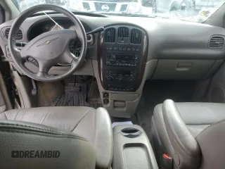 2002 Chrysler Town & Country LXi with VIN 2C8GP54L72R580009, listed as a Copart auction lot 45201505 with 124,085 mi miles and Clean Title. Bid and sale history available at carsss.com. Image 8.