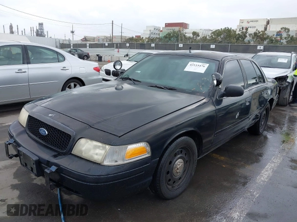 2008 Ford Police Interceptor z VIN 2FAHP71V68X165085, wystawiony jako IAAI lot #42115476 z przebiegiem 171 925 mil mil oraz . Historia ofert i sprzedaży dostępna na DreamBid. Obrazek 2.