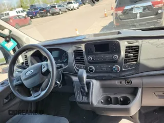 2020 Ford Transit Cargo с VIN 1FTBR2CG4LKA13751, выставлен на аукционе IAAI как лот 42667358 с пробегом 139 998 миль миль и . История ставок и продаж доступна на DreamBid. Изображение 1.