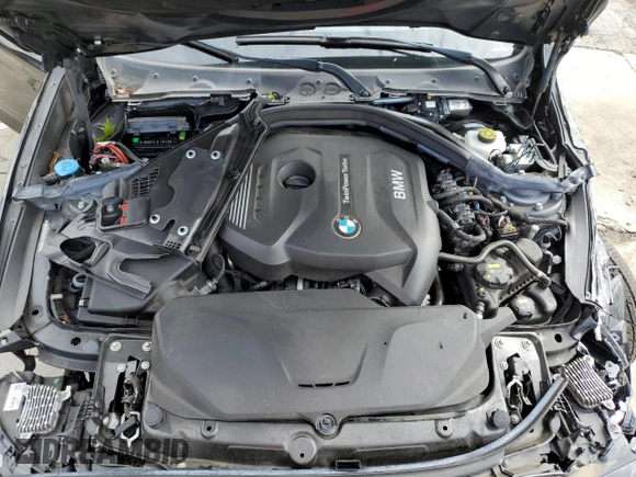 2019 BMW 3 Series 330i xDrive with VIN WBA8Z9C52KB220782, listed as a Copart auction lot 73659394 with 70,771 mi miles and Salvage Title. Bid and sale history available at carsss.com. Image 12.