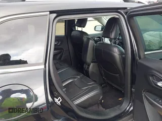 2019 Jeep Cherokee Latitude Plus with VIN 1C4PJLLN4KD119783, listed as a IAAI auction lot 41223282 with 84,917 mi miles. Bid and sale history available at carsss.com. Image 8.