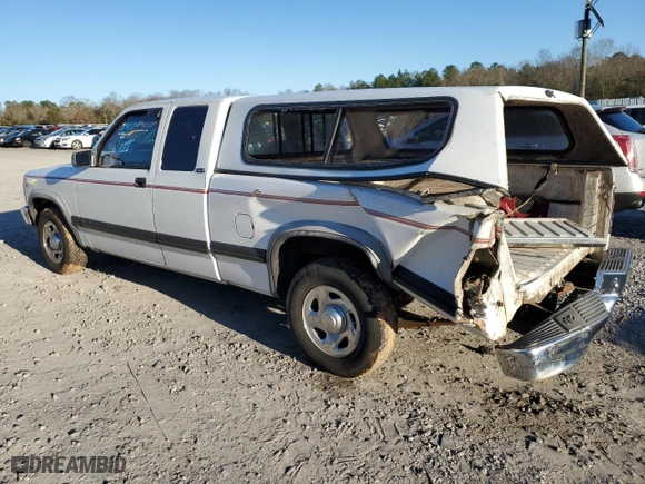 1995 Dodge Dakota with VIN 1B7GL23X4SS233039, listed as a Copart auction lot 86327334 with 225,086 mi miles and Salvage Title. Bid and sale history available at carsss.com. Image 2.