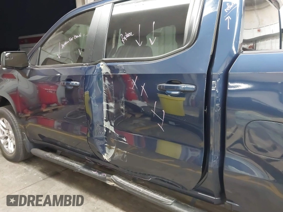 2023 Chevrolet Silverado 1500 RST with VIN 3GCUDEED6PG258799, listed as a IAAI auction lot 41746072 with 44,799 mi miles. Bid and sale history available at carsss.com. Image 6.