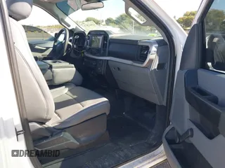2021 Ford F-150 XL with VIN 1FTMF1CBXMKE33693, listed as a IAAI auction lot 41842871 with 55,483 mi miles and . Bid and sale history available at DreamBid. Image 5.
