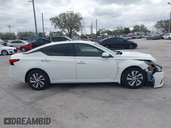 2020 Nissan Altima S z VIN 1N4BL4BV2LC228722, wystawiony jako IAAI lot #41638753 z przebiegiem 164 716 mil mil oraz . Historia ofert i sprzedaży dostępna na DreamBid. Obrazek 13.