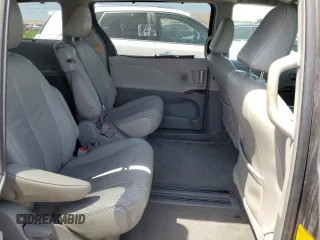 2011 Toyota Sienna XLE AAS with VIN 5TDYK3DCXBS134341, listed as a Copart auction lot 61602705 with 184,959 mi miles and Clean title. Bid and sale history available at DreamBid. Image 11.