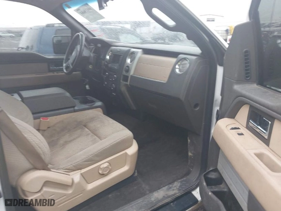 2014 Ford F-150 XL with VIN 1FTFW1EF5EFB70256, listed as a IAAI auction lot 39919684 with 329,427 mi miles. Bid and sale history available at carsss.com. Image 5.