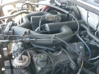 2001 Ford Explorer XLT with VIN 1FMZU73E91ZA04178, listed as a IAAI auction lot 41925686 with 202,302 mi miles and . Bid and sale history available at DreamBid. Image 16.