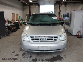 2004 Ford Freestar Wagon SE with VIN 2FMZA51624BB03988, listed as a IAAI auction lot 41335818 with 251,211 mi miles. Bid and sale history available at carsss.com. Image 12.