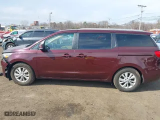 2017 Kia Sedona LX with VIN KNDMB5C16H6328514, listed as a IAAI auction lot 41833571 with 131,617 mi miles. Bid and sale history available at carsss.com. Image 14.