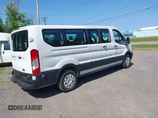 2019 Ford Transit Passenger XL with VIN 1FBZX2ZM4KKA75042, listed as a IAAI auction lot 42786079 with 229,926 mi miles and . Bid and sale history available at DreamBid. Image 4.
