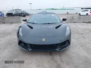 2024 Lotus Emira First Edition z VIN SCCLEKAXXRHA12761, wystawiony jako IAAI lot #41493599 z przebiegiem 10 949 mil mil oraz . Historia ofert i sprzedaży dostępna na DreamBid. Obrazek 19.