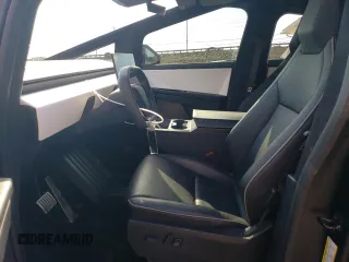 2024 Tesla Cybertruck with VIN 7G2CEHED6RA006192, listed as a Copart auction lot 45924985 with 12,050 mi miles and Salvage Title. Bid and sale history available at carsss.com. Image 7.