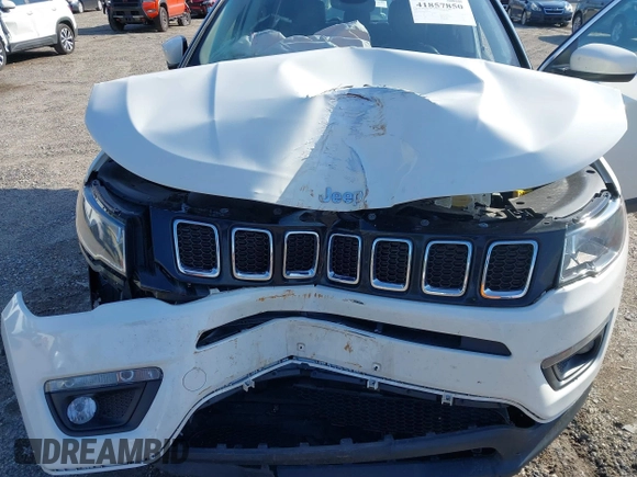 2018 Jeep Compass Latitude z VIN 3C4NJDBB9JT436746, wystawiony jako IAAI lot #41857850 z przebiegiem 126 610 mil mil oraz . Historia ofert i sprzedaży dostępna na DreamBid. Obrazek 6.