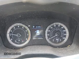 2020 Hyundai Venue SEL z VIN KMHRC8A39LU028121, wystawiony jako IAAI lot #41988769 z przebiegiem 122 543 mil mil oraz . Historia ofert i sprzedaży dostępna na DreamBid. Obrazek 7.