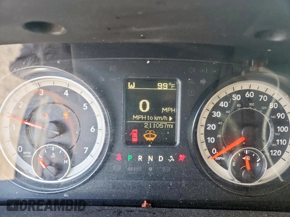 2017 Ram 2500 SLT z VIN 3C6TR5DT2HG651892, wystawiony jako Copart lot #61003895 z przebiegiem 211 057 mil mil oraz Szkoda całkowita • Salvage title. Historia ofert i sprzedaży dostępna na DreamBid. Obrazek 9.