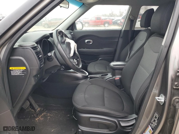 2019 Kia Soul + with VIN KNDJP3A54K7698604, listed as a Copart auction lot 46062714 with 0 mi miles and Salvage Title. Bid and sale history available at carsss.com. Image 7.