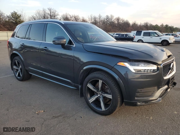 2021 Volvo XC90 Momentum with VIN YV4A22PK4M1742142, listed as a Copart auction lot 81996104 with 32,053 mi miles and Salvage Title. Bid and sale history available at carsss.com. Image 4.