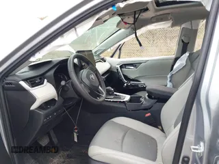 2023 Toyota RAV4 XLE Premium with VIN 2T3C1RFV8PC246707, listed as a IAAI auction lot 40860830 with 32,872 mi miles and . Bid and sale history available at DreamBid. Image 5.