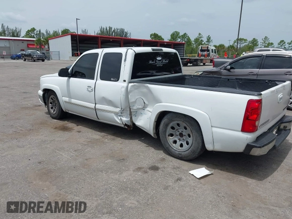 2003 Chevrolet Silverado 1500 LS с VIN 1GCEK19T53E247220, выставлен на аукционе IAAI как лот 39724756 с пробегом 234 177 миль миль и . История ставок и продаж доступна на DreamBid. Изображение 3.