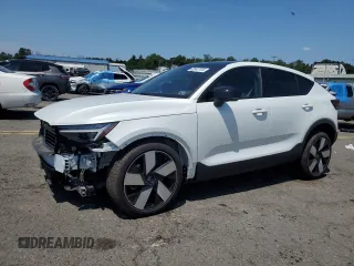 2023 Volvo C40 Recharge Pure Electric Ultimate with VIN YV4ED3GM0P2041955, listed as a Copart auction lot 62842134 with 3,086 mi miles and Salvage Title. Bid and sale history available at carsss.com. Image 1.