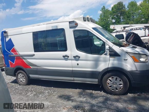 2017 Ford Transit z VIN 1FDYR2CM2HKA82358, wystawiony jako IAAI lot #42231257 z przebiegiem 271 518 mil mil oraz . Historia ofert i sprzedaży dostępna na DreamBid. Obrazek 13.