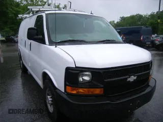 2015 Chevrolet Express Cargo z VIN 1GCWGFCF4F1154111, wystawiony jako IAAI lot #42521109 z przebiegiem 140 562 mil mil oraz . Historia ofert i sprzedaży dostępna na DreamBid. Obrazek 8.