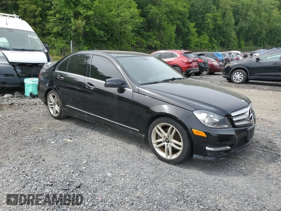 2012 Mercedes-Benz C 300 Sport with VIN WDDGF8BB2CR211054, listed as a Copart auction lot 58264875 with 131,478 mi miles and Clean title. Bid and sale history available at DreamBid. Image 4.