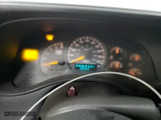 2000 Chevrolet Silverado 1500 LS with VIN 2GCEK19T6Y1315534, listed as a Copart auction lot 41750145 with 164,363 mi miles and Salvage Title. Bid and sale history available at carsss.com. Image 9.