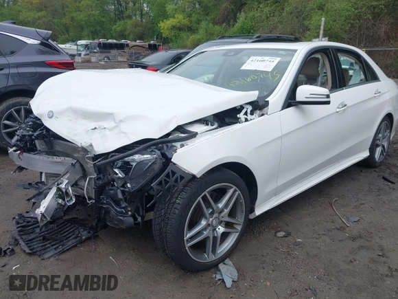 2014 Mercedes-Benz E 350 Luxury with VIN WDDHF8JB8EA980004, listed as a IAAI auction lot 42160745 with 58,418 mi miles and . Bid and sale history available at DreamBid. Image 18.