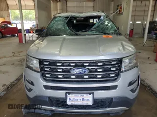 2017 Ford Explorer XLT with VIN 1FM5K8DHXHGC02258, listed as a Copart auction lot 55063895 with 111,488 mi miles and Salvage title. Bid and sale history available at DreamBid. Image 5.
