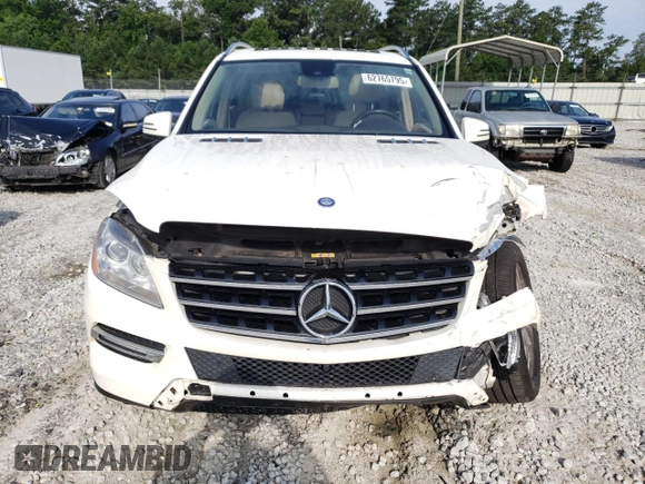 2013 Mercedes-Benz M 350 z VIN 4JGDA5HB3DA120288, wystawiony jako Copart lot #62765795 z przebiegiem Nie podano mil oraz Czysty tytuł • Clean title. Historia ofert i sprzedaży dostępna na DreamBid. Obrazek 5.