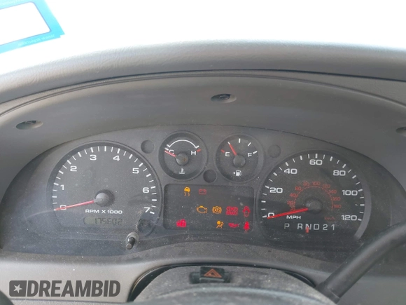 2011 Ford Ranger XL with VIN 1FTKR1EE4BPA63704, listed as a IAAI auction lot 42383362 with 175,602 mi miles and . Bid and sale history available at DreamBid. Image 7.