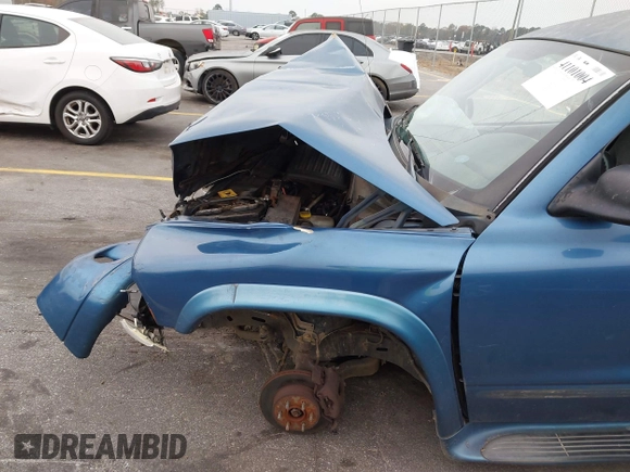 2002 Dodge Durango z VIN 1B8HR48N22F144208, wystawiony jako IAAI lot #41101004 z przebiegiem Nie podano mil oraz . Historia ofert i sprzedaży dostępna na DreamBid. Obrazek 13.