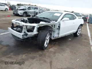 2014 Chevrolet Camaro SS with VIN 2G1FS1EWXE9226902, listed as a IAAI auction lot 41900970 with 79,688 mi miles. Bid and sale history available at carsss.com. Image 16.