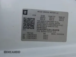 2019 Chevrolet Express Passenger LT z VIN 1GAZGPFG3K1364936, wystawiony jako IAAI lot #42137561 z przebiegiem 33 624 mil mil oraz . Historia ofert i sprzedaży dostępna na DreamBid. Obrazek 9.