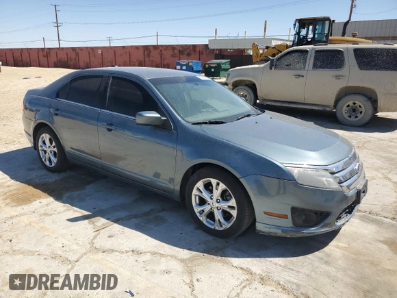2012 Ford Fusion SE z VIN 3FAHP0HA0CR213729, wystawiony jako Copart lot #52458665 z przebiegiem 107 419 mil mil oraz Czysty tytuł • Clean title. Historia ofert i sprzedaży dostępna na DreamBid. Obrazek 4.