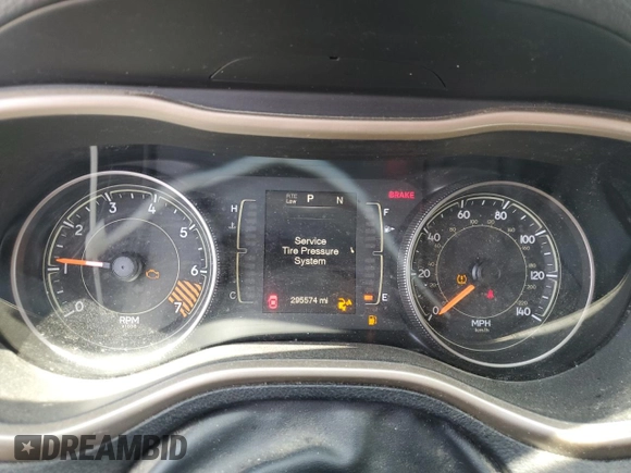 2015 Jeep Cherokee Sport с VIN 1C4PJLAB8FW676733, выставлен на аукционе Copart как лот 57844075 с пробегом 295 574 миль миль и Списание • Salvage title. История ставок и продаж доступна на DreamBid. Изображение 9.