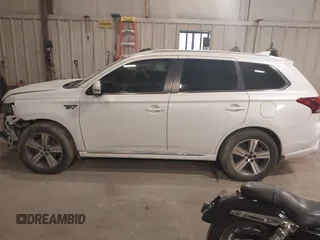 2018 Mitsubishi Outlander SEL с VIN JA4J24A58JZ031505, выставлен на аукционе IAAI как лот 42406966 с пробегом 100 004 миль миль и . История ставок и продаж доступна на DreamBid. Изображение 15.