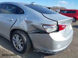 2018 Chevrolet Malibu LT with VIN 1G1ZD5ST2JF142177, listed as a IAAI auction lot 41639038 with 172,522 mi miles. Bid and sale history available at carsss.com. Image 6.
