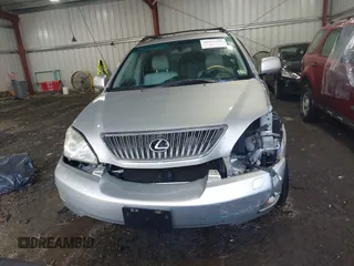 2005 Lexus RX 330 with VIN 2T2HA31U35C085203, listed as a IAAI auction lot 41922650 with 193,813 mi miles. Bid and sale history available at carsss.com. Image 12.