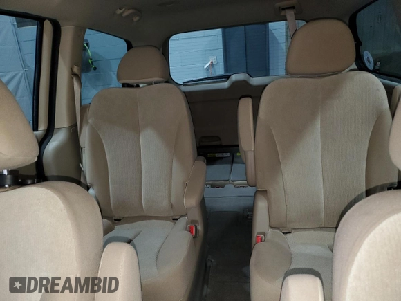 2012 Kia Sedona LX with VIN KNDMG4C71C6418257, listed as a Copart auction lot 49045125 with 65,836 mi miles and Salvage Title. Bid and sale history available at carsss.com. Image 10.