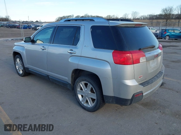 2011 GMC Terrain SLT-2 with VIN 2CTFLXEC7B6274629, listed as a IAAI auction lot 41990814 with 173,870 mi miles. Bid and sale history available at carsss.com. Image 3.
