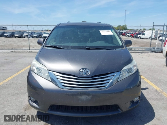 2012 Toyota Sienna XLE AAS with VIN 5TDYK3DCXCS251984, listed as a IAAI auction lot 42235046 with 126,404 mi miles and . Bid and sale history available at DreamBid. Image 12.
