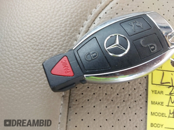 2013 Mercedes-Benz M 350 with VIN 4JGDA5HB8DA206132, listed as a IAAI auction lot 42015944 with 51,892 mi miles and . Bid and sale history available at carsss.com. Image 11.