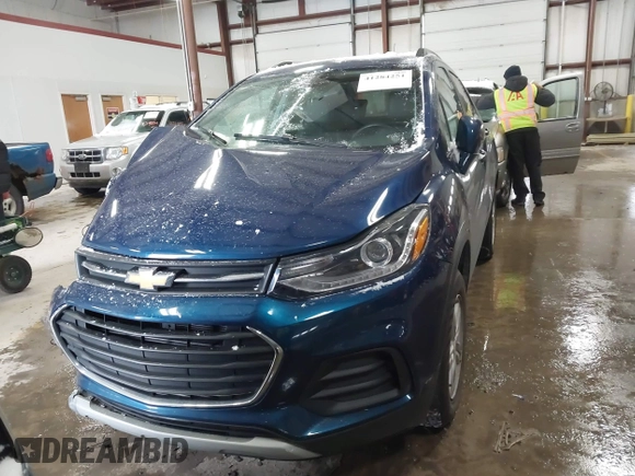 2020 Chevrolet Trax LT with VIN KL7CJPSB9LB330369, listed as a IAAI auction lot 41284251 with 26,848 mi miles. Bid and sale history available at carsss.com. Image 12.