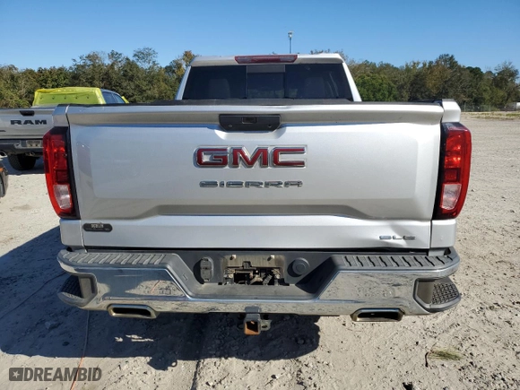 2021 GMC Sierra 1500 SLE with VIN 3GTU9BED0MG123068, listed as a Copart auction lot 76263784 with 123,656 mi miles and Salvage Title. Bid and sale history available at carsss.com. Image 6.