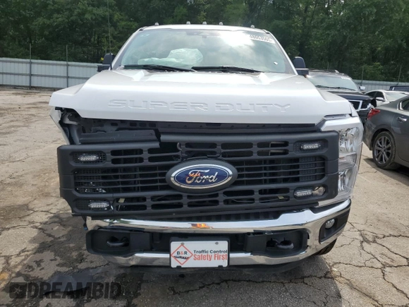 2024 Ford F-250 XL with VIN 1FT7W2AA2RED74951, listed as a Copart auction lot 48053505 with 14,104 mi miles and Salvage title. Bid and sale history available at DreamBid. Image 5.